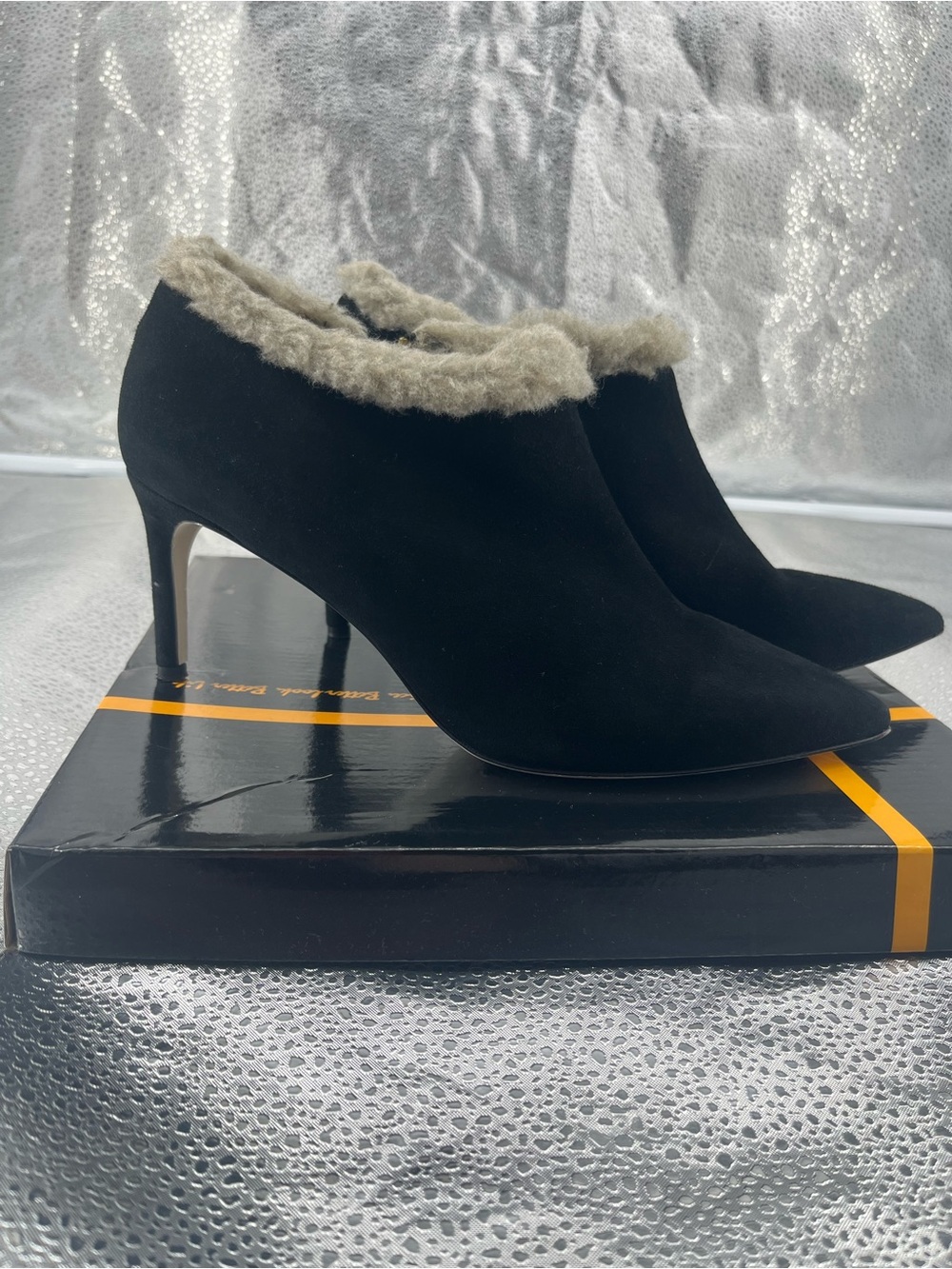 Ron White Italian Suede Shearling Fur Trim Pointed Toe Stiletto Heel Ankle 9/9.5
